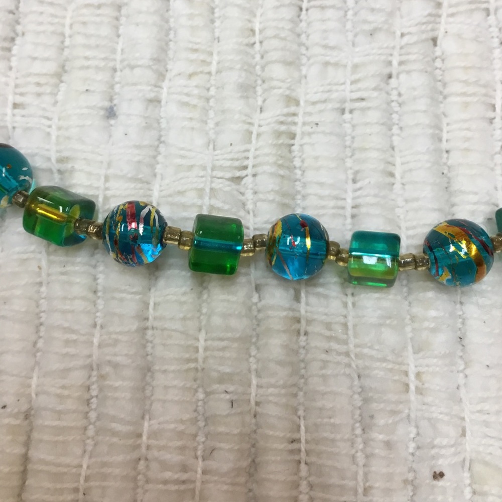 Beautiful Statement Beaded Necklace - Picture 1 of 4
